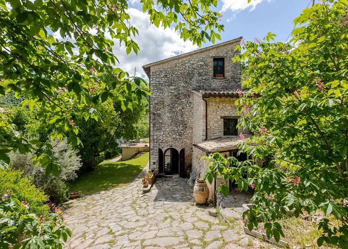 Villa Respiro Umbria, 1500S Villa With Unique Biopool